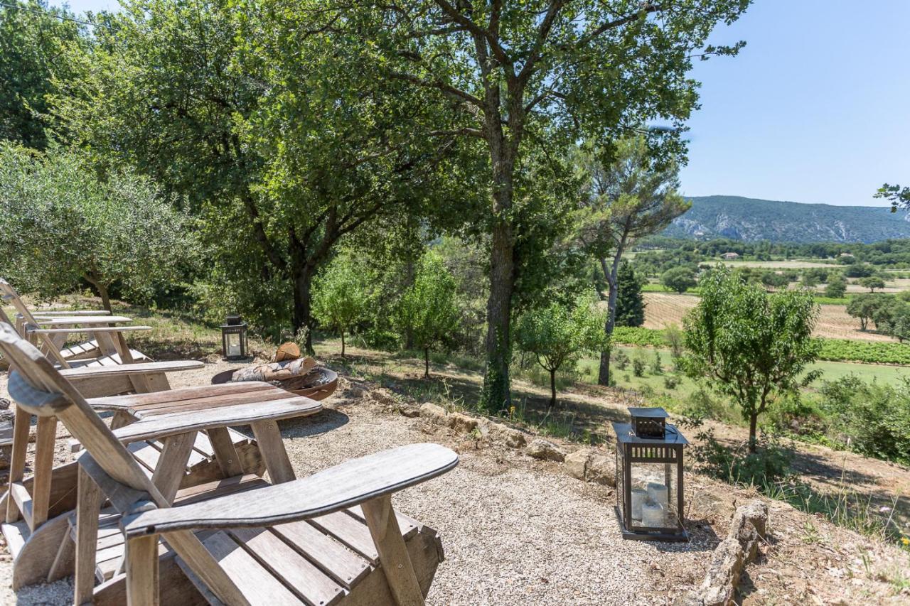 Domaine Les Roullets Bed & Breakfast Oppede Exterior photo